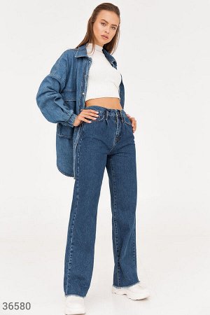 Стильные широкие джинсы