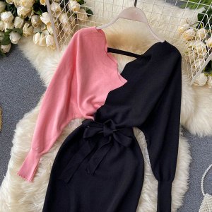 Вязаное платье розово-черное