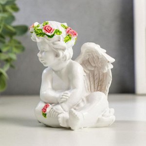 Сувенир полистоун "Белоснежный ангел с розой, в венке из роз" МИКС 8х7,2х6 см