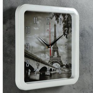 Часы настенные квадратные "Эйфелева башня", 30х30 см  Рубин