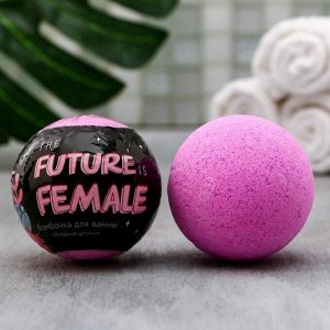 Бурлящий шар в термоэтикетке The FUTURE is FEMALE, 130 г, с ягодным ароматом