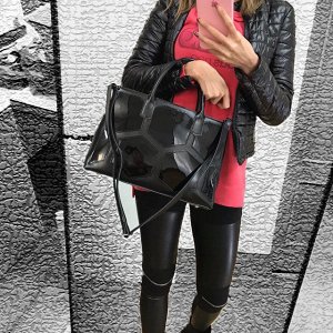 Элегантная женская сумочка тоут Legrand из натуральной кожи черного цвета.