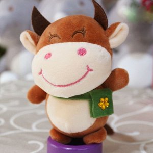 Брелок "Веселая коровка" - плюшевая мягкая игрушка, размер 10 см, цвета в ассортименте