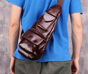 Wow Многофункциональная мужская сумка из натуральгой кожи для спорта и отдыха, отделением закрытым на молнию и накладными карманоми на молнии. Внутри вместительное отделение для наличных денег и мобил