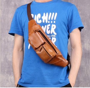 Zavolo Многофункциональная мужская сумка из натуральной кожи для спорта и отдыха, с вместительным отделением, закрытым на молнию и накладными карманами на молнии и на клапане. Внутри вместительное отд