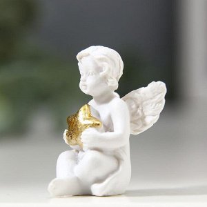 Сувенир полистоун "Белоснежный ангел с золотой звёздой" МИКС 3.1х2.6х2 см