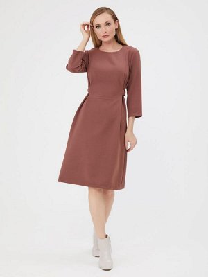 Платье коричневое длины миди с оригинальным поясом