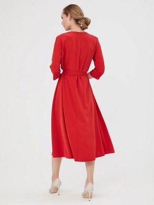 Платье красное длины миди с рукавами 3/4 и поясом