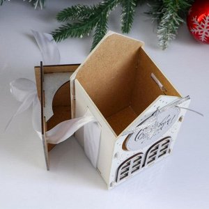 Коробка деревянная, 13.5x11.5x21 см "Новогодняя. Домик", подарочная упаковка, белый