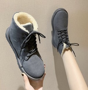 Зимние ботинки на шнурках  серые