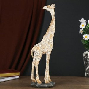 Сувенир полистоун "Жираф с листьями на шкуре" песочный 41,5х9х13 см