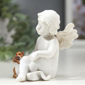 Сувенир полистоун "Белоснежный ангел с цветной белочкой" 6.8х6.5х6 см