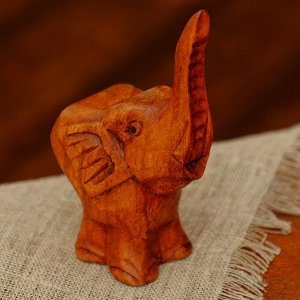 Сувенир "Довольный слоник"