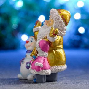 Фигура "Дед Мороз cнеговик и девочка" МИКС 10х6х11см
