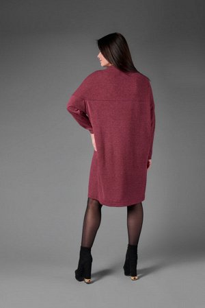 Платье Ткань: ангора
Цвет: Бордовый

Платье свободного силуэта на кокетке в цельнокройной стойкой. Рукав спущенный длинный. 
48 размер: спинка - 96 см, длина рукава - 74 см, ПОг - 61 см, ПОт - 61 см, 
