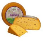 Сыры &quot;Радость вкуса&quot; Маасдам, Голландский, Российский