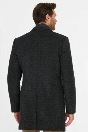Мужское текстильное пальто на синтепоне