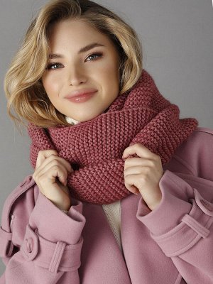 Хомут Объемный мягкий шарф-снуд в два оборота "Джун", выполнен из пушистой меланжевой пряжи. Его возможно носить как на шее, так и на голове. Длина 63 см. Ширина: 36см.  Состав: шерсть 50%, акрил 50%