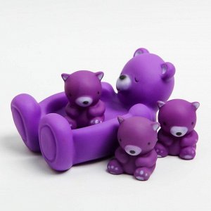 Набор резиновыx игрушек с пищалкой для игры в ванной «Мишки»: мыльница, игрушки 3 шт, цвет МИКС, 15 см.