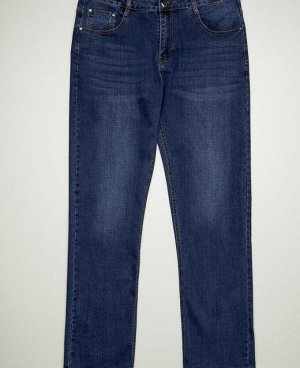 Джинсы KKU 9040
Классические мужские джинсы прямого кроя с застежкой на молнию и пуговицу. Изготовлены из качественной джинсовой ткани, правильные лекала - комфортная посадка на фигуре, хорошее качест