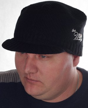 Вязаная мужская шапка Miller Way - популярная модель с коротким козырьком на осень-зиму. Удачный фасон и для мужчин-консерваторов, и для модников Москвы ОСТАТКИ СЛАДКИ!!!!