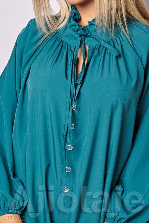 Блузка бирюзового цвета с воротником стойка