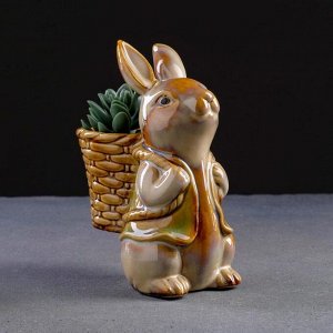 Кашпо керамическое "Заяц с корзиной на спине"