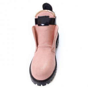 Ботинки Страна производитель: Китай
Размер женской обуви x: 36
Полнота обуви: Тип «F» или «Fx»
Вид обуви: Ботинки
Сезон: Весна/осень
Материал верха: Искусственный нубук
Материал подкладки: Искусственн