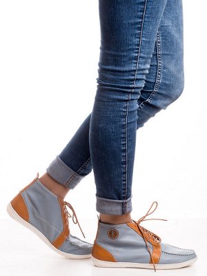 Ботинки Страна производитель: Китай
Вид обуви: Ботинки
Сезон: Весна/осень
Размер женской обуви x: 36
Полнота обуви: Тип «F» или «Fx»
Материал верха: Натуральная кожа
Материал подкладки: Натуральная ко