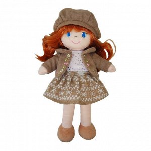 M6061 Кукла ABtoys Мягкое сердце, мягконабивная, в коричневом беретте и фетровом костюме, 36 см, в открытой коробке
