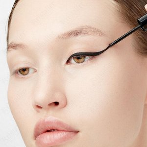 Ультратонкая жидкая подводка для глаз Liquid Eyeliner Brush