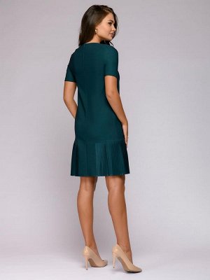 Платье зеленое c короткими рукавами