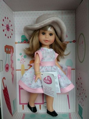 Berjuan Irene Rubia Armario Vestido - Ирэн с гардеробом, в шляпке (22 см)