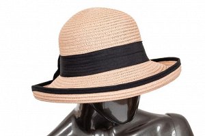 Соломенная летняя шляпка розового цвета
