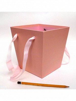 Коробка-сумка для цветов конус 13 х 18 х 17см