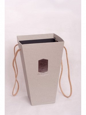 Коробка-сумка для цветов 17,5х30 см жесткая