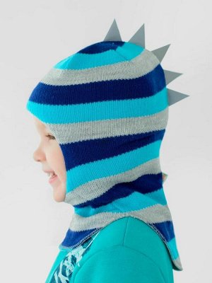 Шапка-шлем Шапка-шлем из вязанного трикотажа синего(индиго) цвета для мальчика. Подклад из 100% хлопка. Удлиненная манишка закрывает шею, а утеплитель из холлофайбера в районе ушей сохраняет дополните