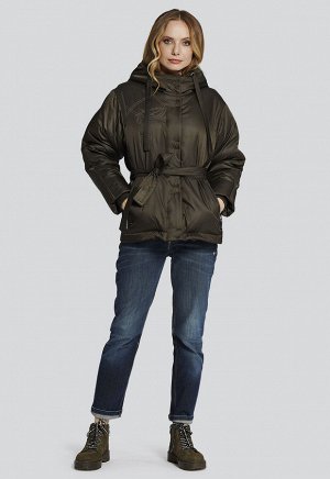 2117 охра Утепленная куртка Дао от российского производителя D’imma Fashion Studio. Оригинальная декоративная вышивка на полочке, удобный капюшон на кулиске, пояс в комплекте. Широкий размерный ряд, в