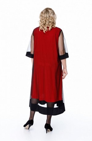 Платье Платье Pretty 1869 красный и черный 
Состав ткани: Вискоза-10%; ПЭ-90%; 
Рост: 164 см.

Женское платье, расширенного к низу силуэта выполненное из тонкого струящегося трикотажа в сочетании с в