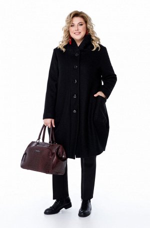 Пальто Пальто Pretty 1872 черный 
Состав ткани: ПЭ-40%; Шерсть-60%; 
Рост: 164 см.

Женское пальто овального силуэта, выполненное из плотной пальтовой ткани. По переду есть отрезные бочки, в шов кото