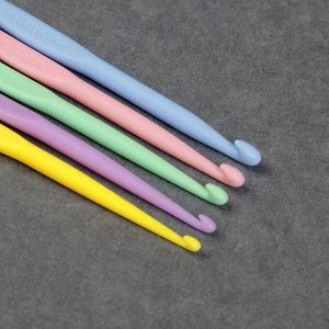 Набор крючков для вязания, d = 2,5-10 мм, 15 см, 9 шт, цвет МИКС