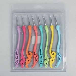 Крючок для вязания, с пластиковой ручкой, d = 2,5-6 мм, 20 см, 8 шт