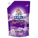 Pigeon / Кондиционер для белья &quot;Rich Perfume SIGNATURE&quot; (парфюмированный супер-концентрат с ароматом «Тайны дождя») 1,6 л, мягкая упаковка с крышой