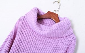 Пуловер с отложным воротником и длинными рукавами