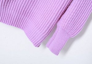 Пуловер с отложным воротником и длинными рукавами