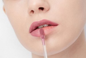Жидкая помада LOVE MATTE №52 Черничный мохито (матовая)
