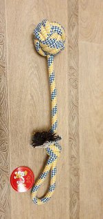 Канатная игрушка мяч с петлей