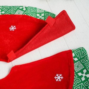 Полянка под ёлку "Дед Мороз и олень" d-58 см красный