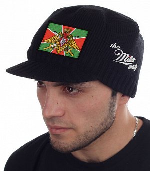 Осенне-зимняя мужская шапка Miller Way с символикой Пограничных войск РФ – презентабельный и теплый головной убор машинной вязки