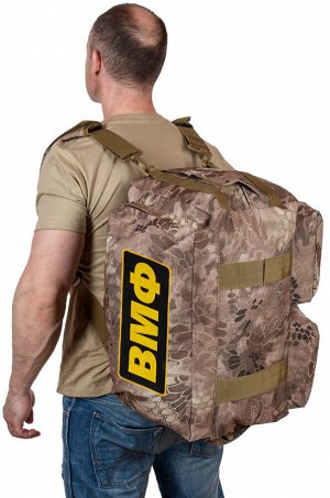 Военная дорожная сумка ВМФ (камуфляж Kryptek Nomad) - Большое отделение и несколько маленьких позволяют вместить все необходимое.